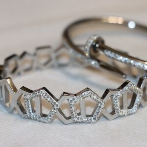 Elegant Silver Geometric Bracelet